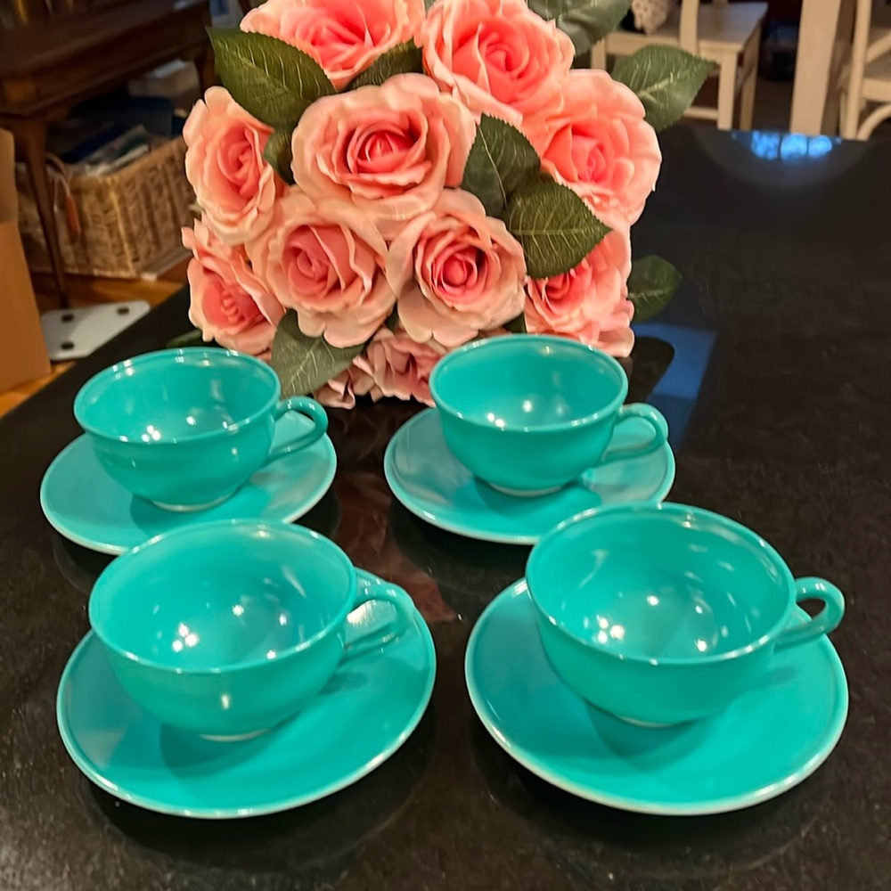 Hazel Atlas Ovide Aqua / Turquoise Platonite - Cup and Saucer - (Set of 4)